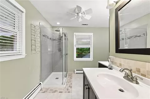 Bath - 4701 Pinehurst Ave, Norfolk, VA 23513 photo 5 of 5