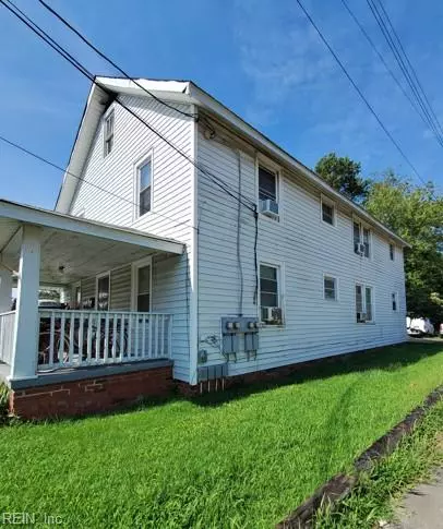 Exterior - 1261 N King St, Hampton, VA 23669 photo 1 of 5