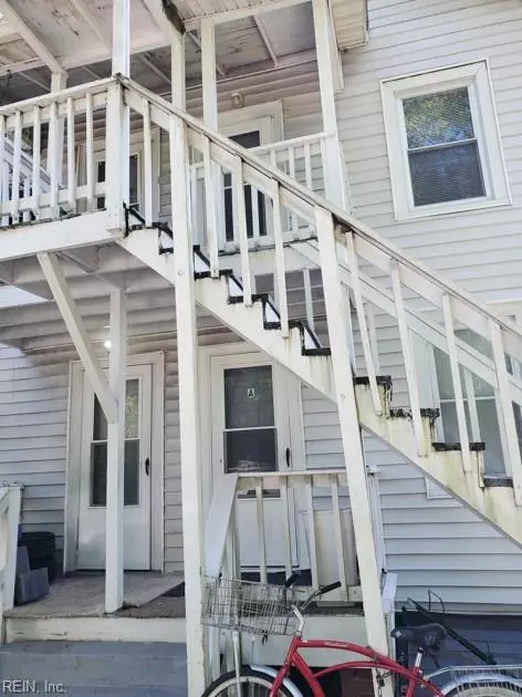 Exterior - 1261 N King St, Hampton, VA 23669 photo 3 of 5