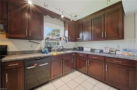 Kitchen - 103 Santa Barbara Dr, Hampton, VA 23666 photo 1 of 3