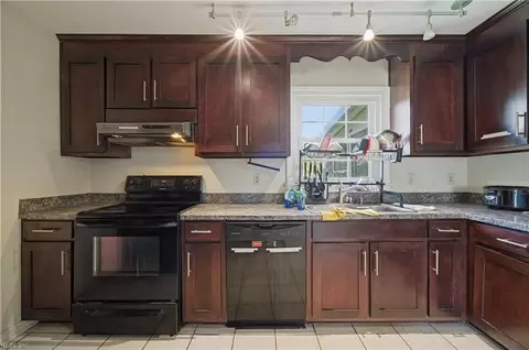 Kitchen - 103 Santa Barbara Dr, Hampton, VA 23666 photo 3 of 3