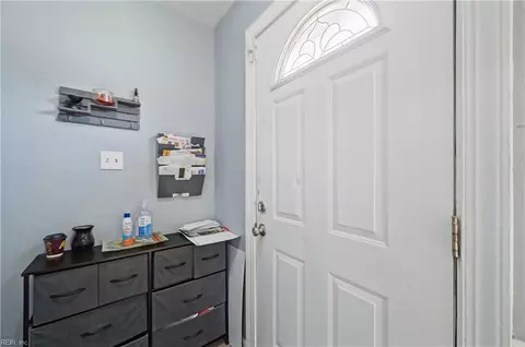 Entry Way - 103 Santa Barbara Dr, Hampton, VA 23666 photo 1 of 1