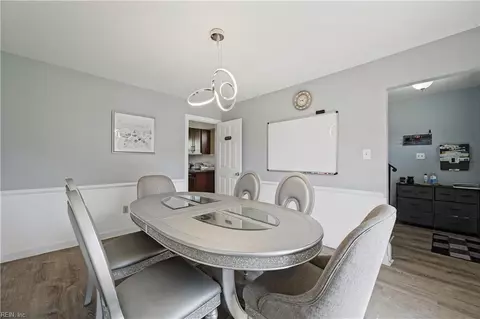 Dining - 103 Santa Barbara Dr, Hampton, VA 23666 photo 4 of 4