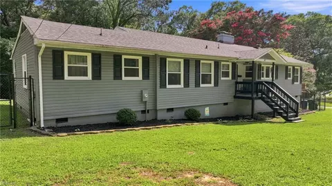 40 Denbigh Blvd, Newport News, VA 23608