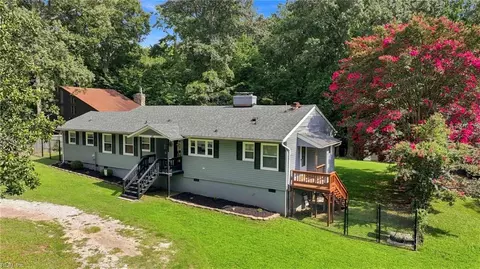 40 Denbigh Blvd, Newport News, VA 23608
