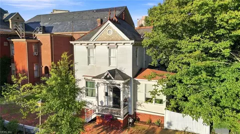 361 Court St, Portsmouth, VA 23704