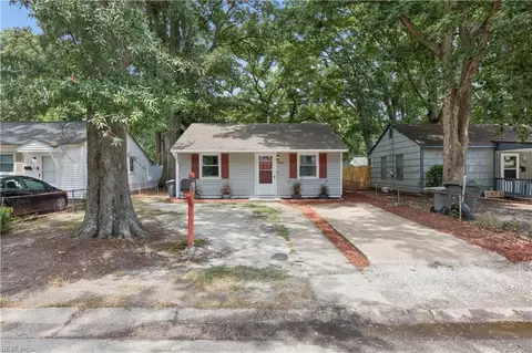 Exterior - 436 Marion Rd, Hampton, VA 23663 photo 3 of 8