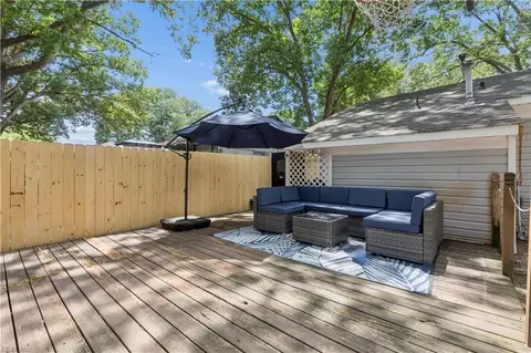 Exterior - 436 Marion Rd, Hampton, VA 23663 photo 5 of 8