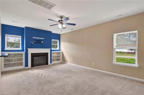Living - 4016 3rd Street St, Chesapeake, VA 23324 photo 2 of 2