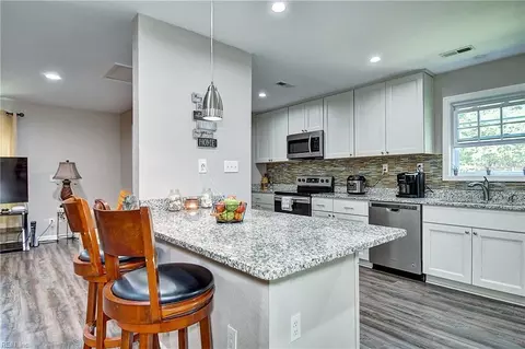 Kitchen - 3108 Bomar Dr, Chesapeake, VA 23321 photo 3 of 9