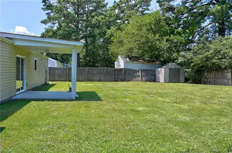 Exterior - 3108 Bomar Dr, Chesapeake, VA 23321 photo 9 of 12