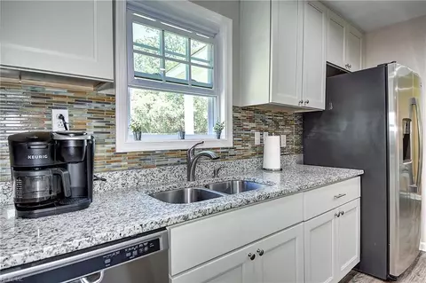 Kitchen - 3108 Bomar Dr, Chesapeake, VA 23321 photo 9 of 9