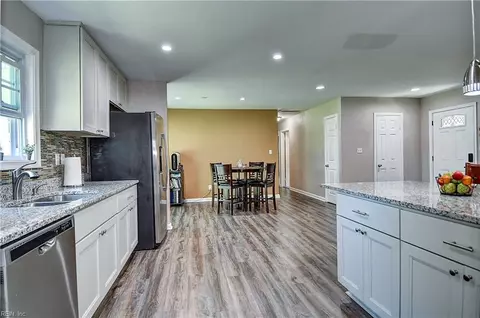 Kitchen - 3108 Bomar Dr, Chesapeake, VA 23321 photo 8 of 9