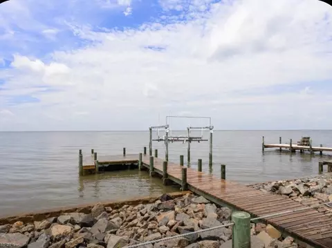 View/Area - 2003 Harbor View Dr, Kill Devil Hills, NC 27948 photo 5 of 8