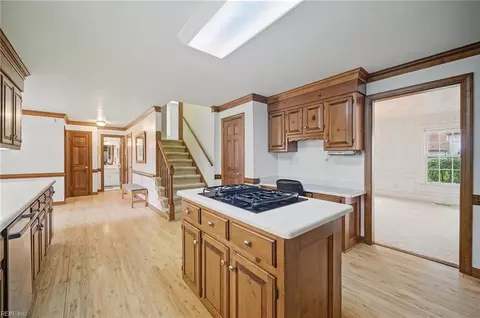 Kitchen - 708 Shadowfield Ct, Chesapeake, VA 23322 photo 2 of 2