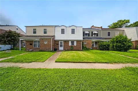 679 Baker Rd, Virginia Beach, VA 23462