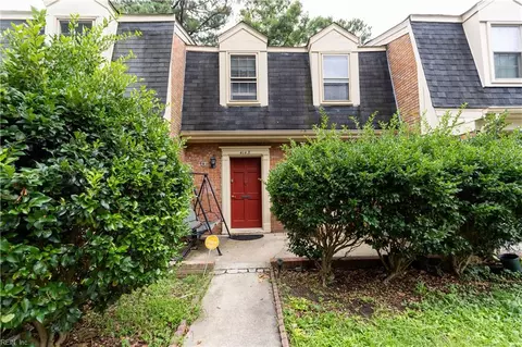414 Hustings Ln #B, Newport News, VA 23608