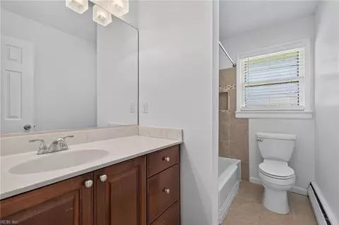Bath - 5941 Lathan Rd, Norfolk, VA 23502 photo 1 of 3