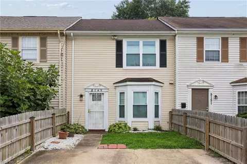 5149 Condor St, Virginia Beach, VA 23462