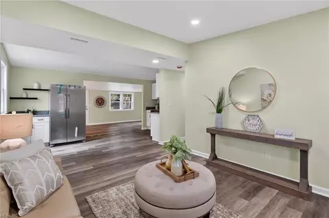 2912 Scotia Dr, Chesapeake, VA 23325