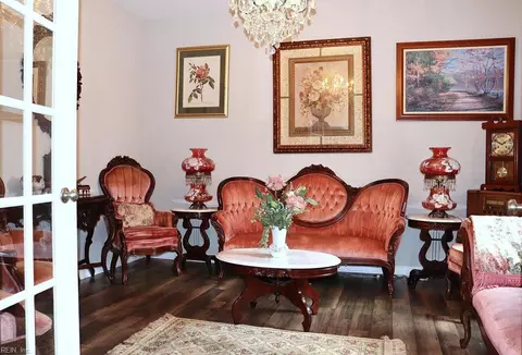 Living - 515 Waterside Dr #117, Hampton, VA 23666 photo 1 of 6