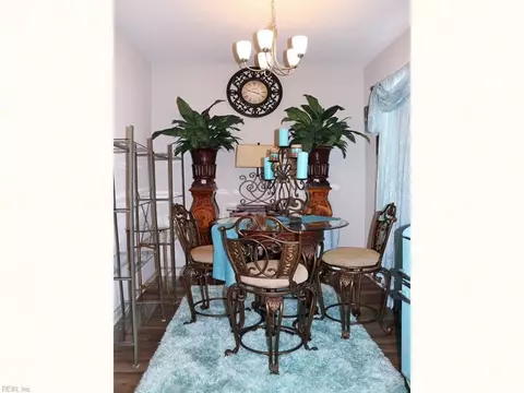 Dining - 515 Waterside Dr #117, Hampton, VA 23666 photo 1 of 1