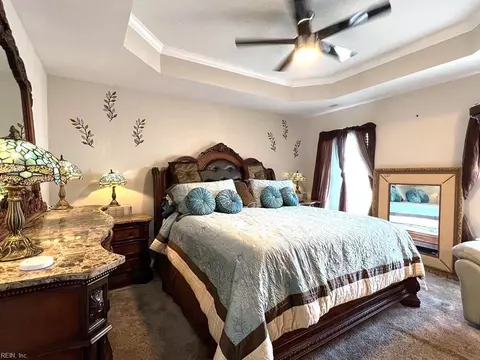 Bedroom - 515 Waterside Dr #117, Hampton, VA 23666 photo 2 of 4