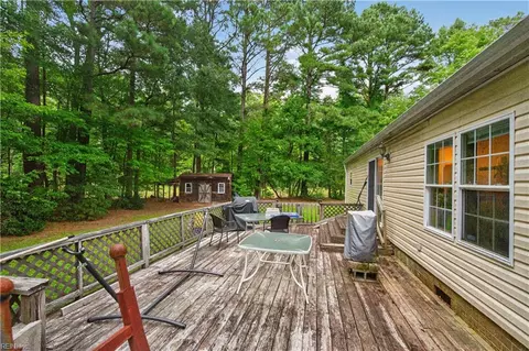 Exterior - 6807 Short Ln, Gloucester, VA 23061 photo 8 of 8