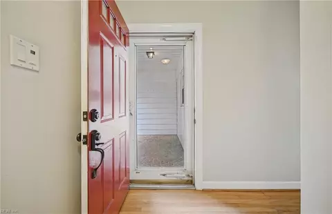 Entry Way - 359 Eppington Cir, Hampton, VA 23669 photo 1 of 1
