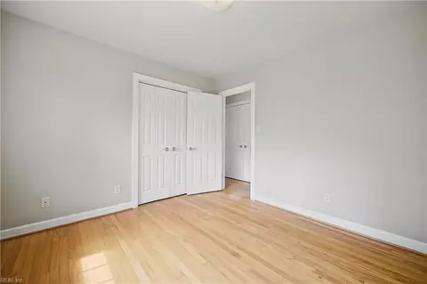 Bedroom - 359 Eppington Cir, Hampton, VA 23669 photo 2 of 7