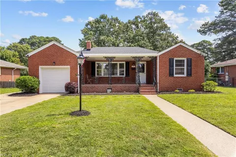 105 Lynn Dr, Portsmouth, VA 23707