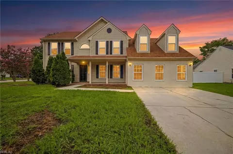 1848 Chestwood Dr, Virginia Beach, VA 23453
