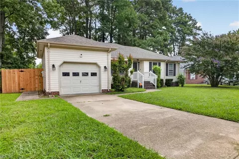 Exterior - 11 Rosser Dr, Hampton, VA 23669 photo 3 of 8