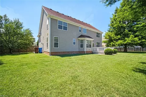 Exterior - 404 Clara Dr, Chesapeake, VA 23320 photo 7 of 11