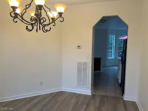 Dining - 224 Springbrook Ln, Chesapeake, VA 23320 photo 1 of 1