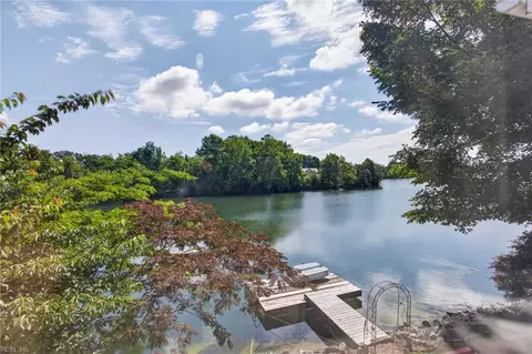 View/Area - 27 Reflection Ln, Hampton, VA 23666 photo 1 of 2