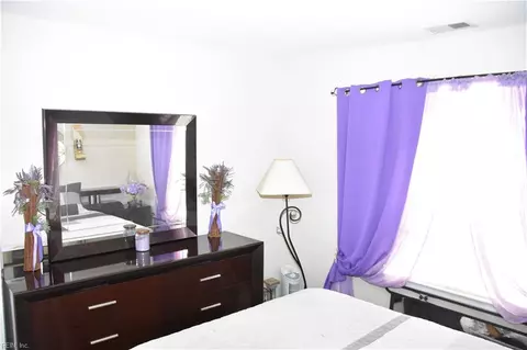 Bedroom - 46 Angelia Way, Hampton, VA 23663 photo 3 of 6