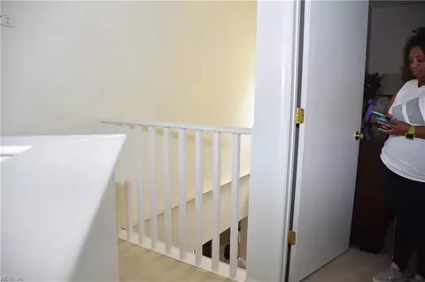 Entry Way - 46 Angelia Way, Hampton, VA 23663 photo 2 of 2