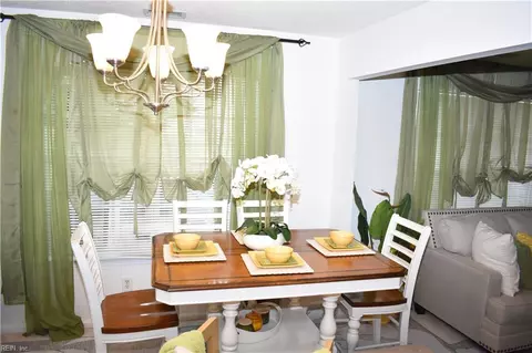Dining - 46 Angelia Way, Hampton, VA 23663 photo 1 of 2
