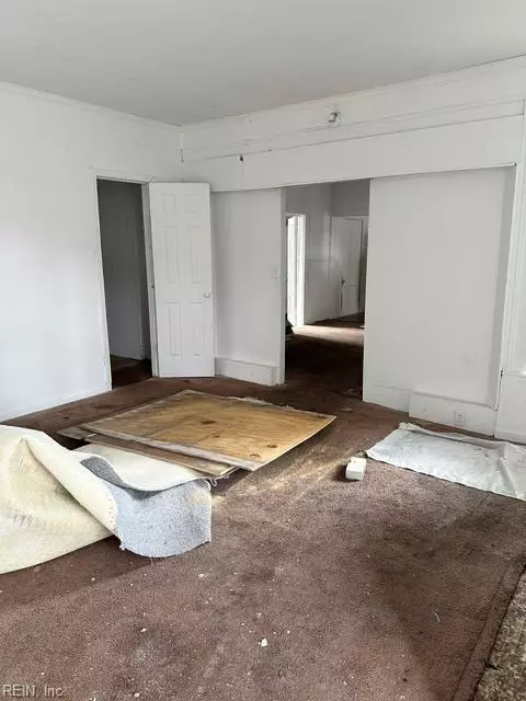 Entry Way - 212 Grace St, Suffolk, VA 23434 photo 1 of 1
