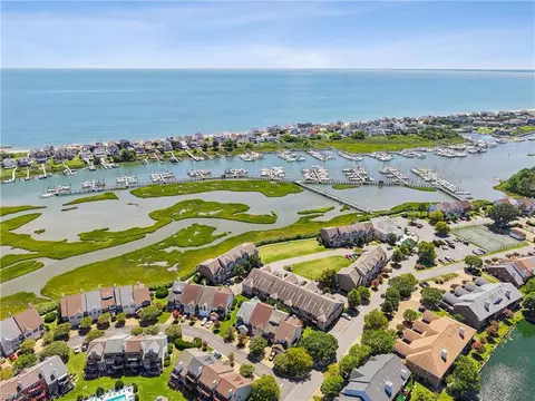 View/Area - 73 Mizzen Cir, Hampton, VA 23664 photo 3 of 3