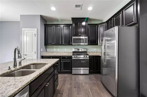 Kitchen - 604 Schaefer Ave, Chesapeake, VA 23321 photo 2 of 4