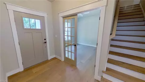 Entry Way - 3909 Bruce Rd, Chesapeake, VA 23321 photo 1 of 3