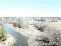 View/Area - 3909 Bruce Rd, Chesapeake, VA 23321 photo 6 of 7