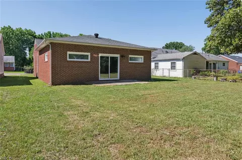 Exterior - 2023 Richard Ave, Hampton, VA 23664 photo 2 of 5