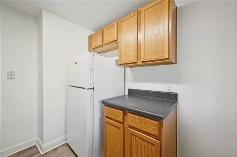 Kitchen - 856 W 43rd St, Norfolk, VA 23508 photo 2 of 3