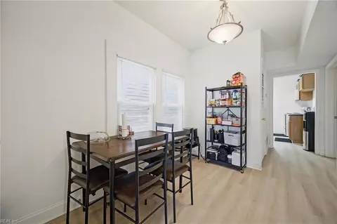 Dining - 856 W 43rd St, Norfolk, VA 23508 photo 1 of 1