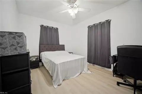 Bedroom - 856 W 43rd St, Norfolk, VA 23508 photo 5 of 5