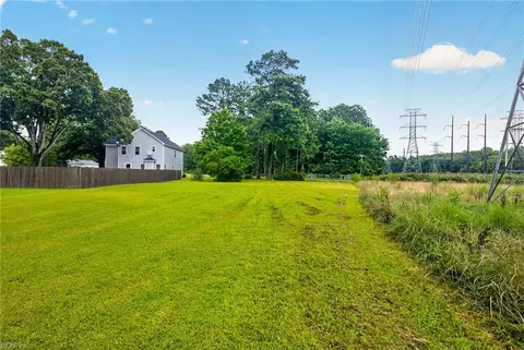 Exterior - 1108 Shell Rd, Chesapeake, VA 23323 photo 5 of 5