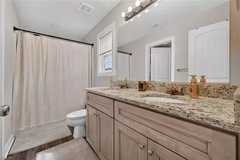Bath - 1108 Shell Rd, Chesapeake, VA 23323 photo 2 of 3